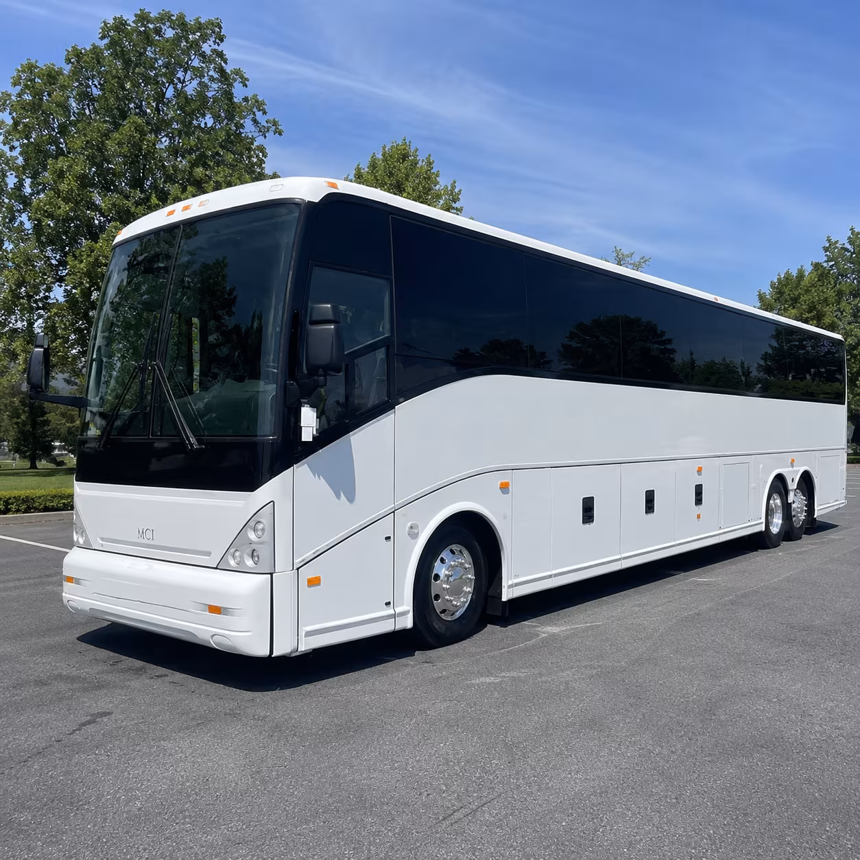 bus rental options for cheyenne trips