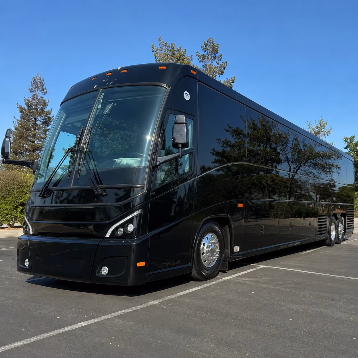 charter buses to red rocks amphitheatre from cheyenne