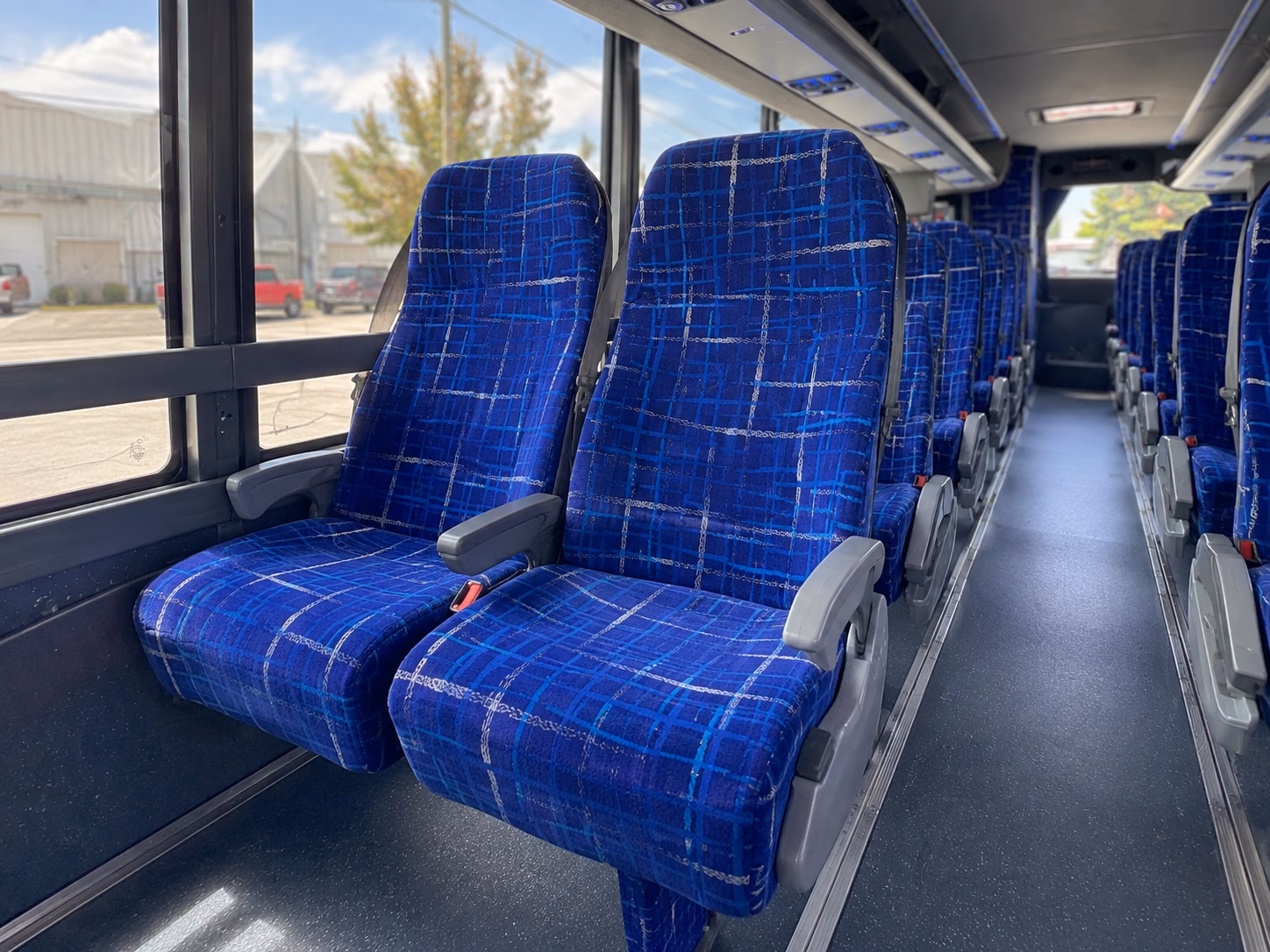 how the distance and duration of your trip affect bus rental rates in cheyenne