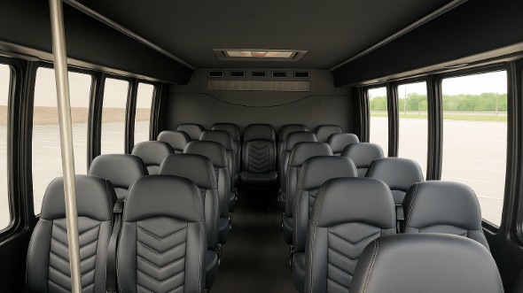 greeley 28 passenger minibus