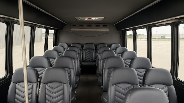 laramie 28 passenger minibus